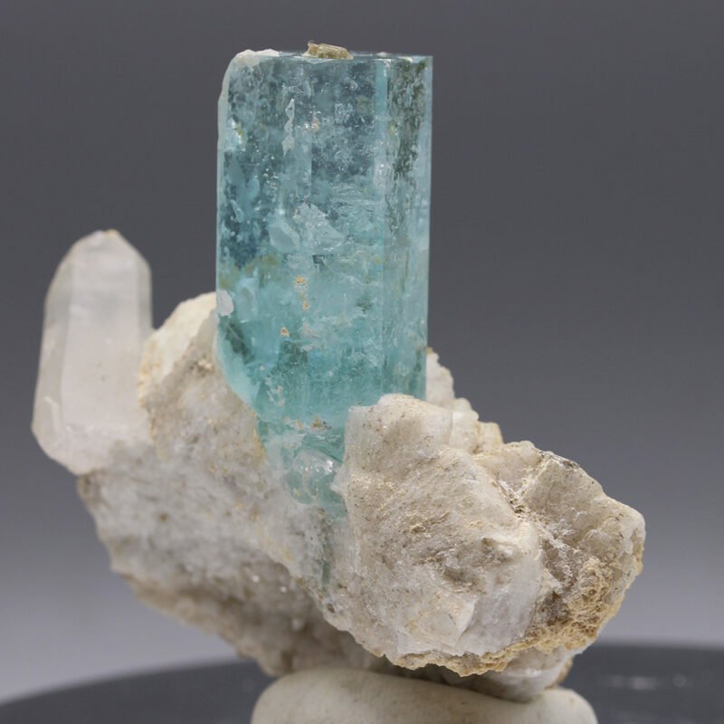 aquamarine specimen