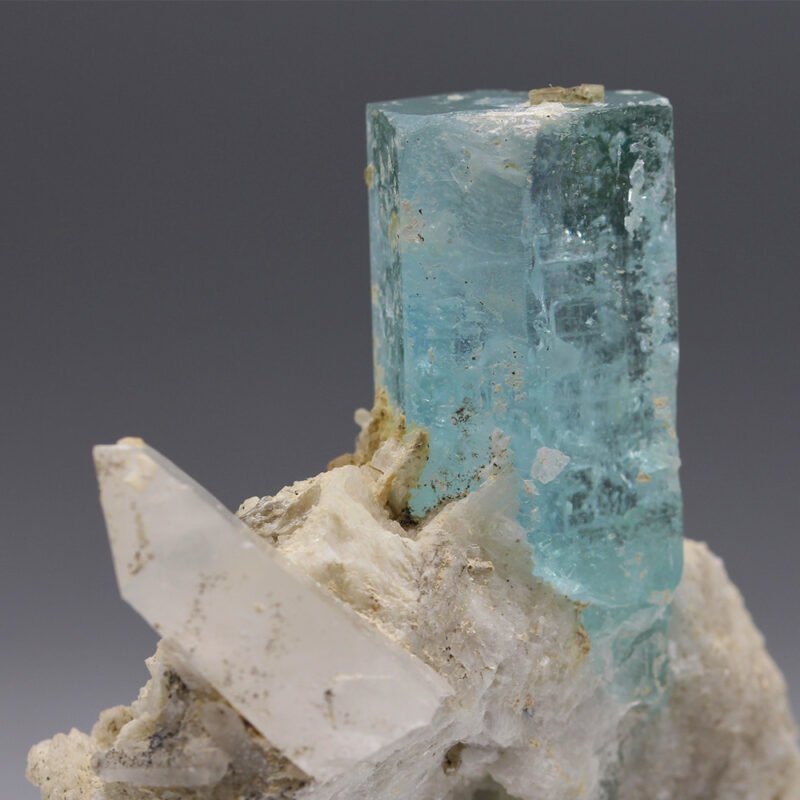 aquamarine specimen