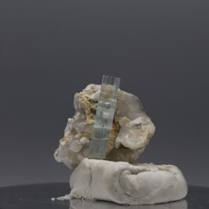 aquamarine specimen