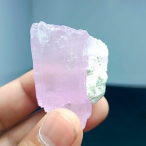 Natural Pink Color Kunzite